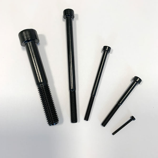 Vernis de glissement PTFE sur des vis pour assurer une réduction du frottement et une protection anticorrosion