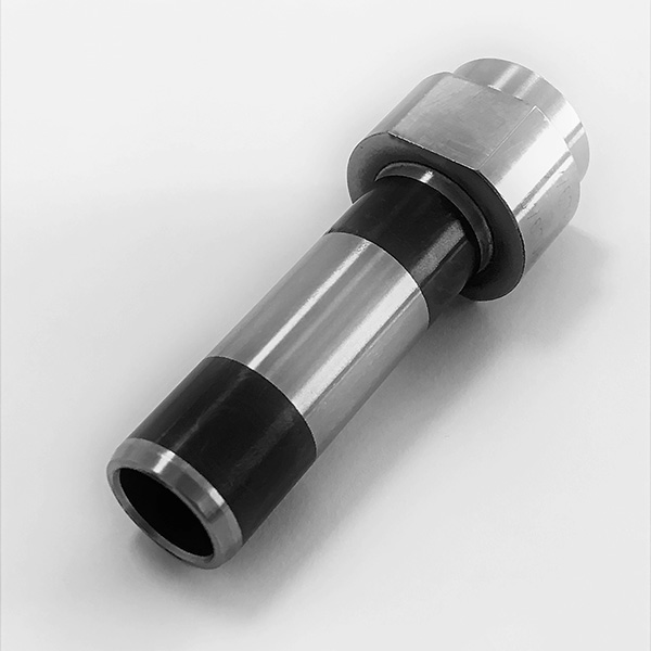 Sièges d'étanchéité revêtus de plasma (projection thermique) avec de l‘oxyde de chrome et un polissage de finition.