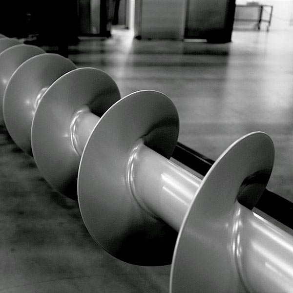 Convoyeur à vis avec revêtement de protection chimique et revêtement de protection contre la corrosion, Halar®.